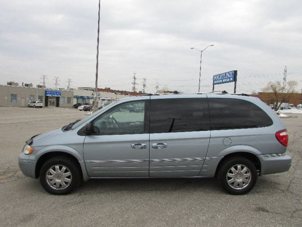 2006 CHRYSLER TOWN & COUNTRY